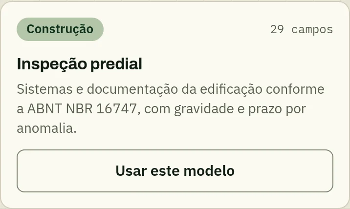 Cartão do modelo Inspeção predial, do segmento Construção, com a descrição e o botão Usar este modelo